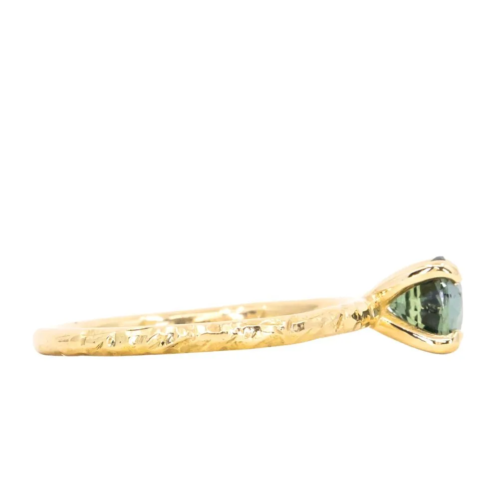 1.13ct Round Tanzanian Color-Shifting Sapphire Evergreen Carved Solitaire in 18k Yellow Gold