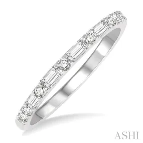 1/3 Ctw Alternating Baguette and Round Cut Diamond Wedding Band in 14K White Gold