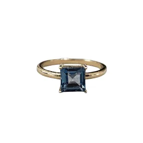 14k Gold London Blue Topaz Ring