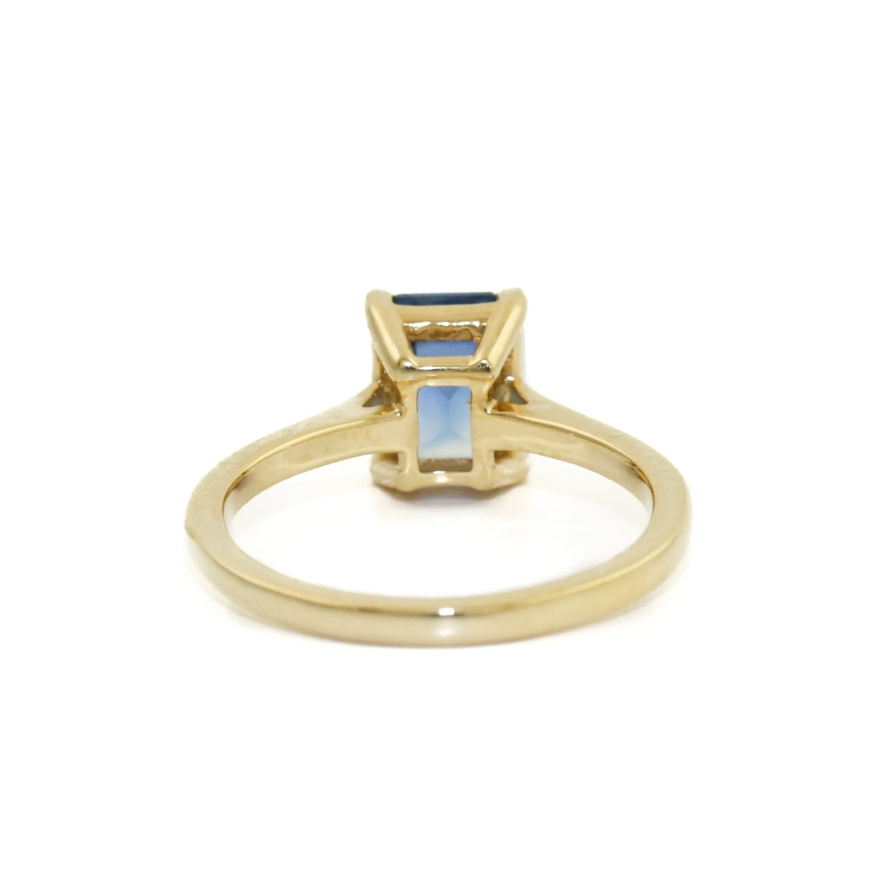 18k Gold x Blue Sri Lanka Sapphire Solitaire