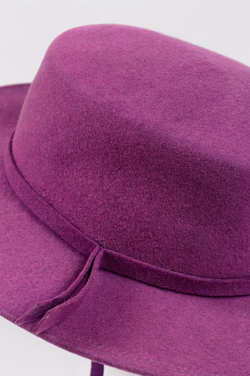 1970s Purple Felted Wool Flat Crown Gaucho Hat w Long Strap