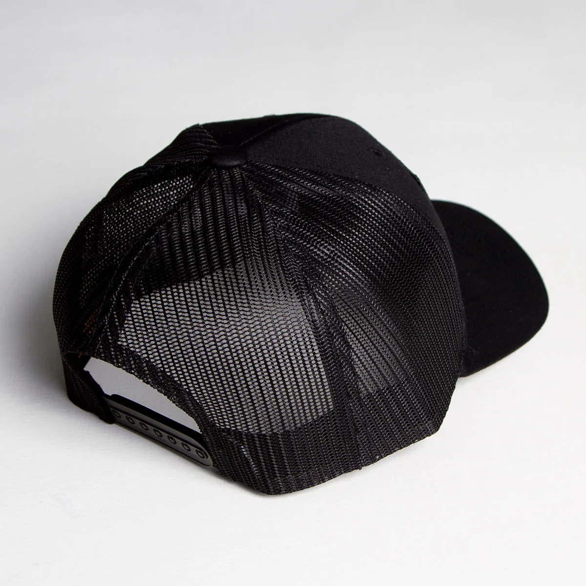 1972 Psychedelic Disco - Trucker Cap - Black