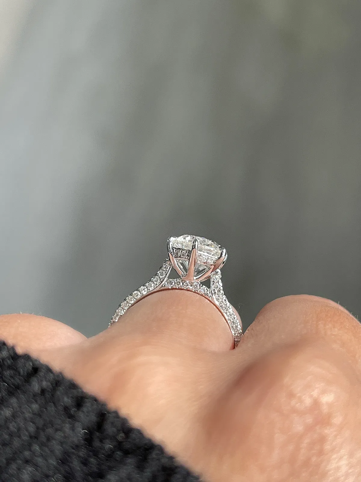 2.00 Round Brilliant Cut Diamond Engagement Ring with Hidden Halo