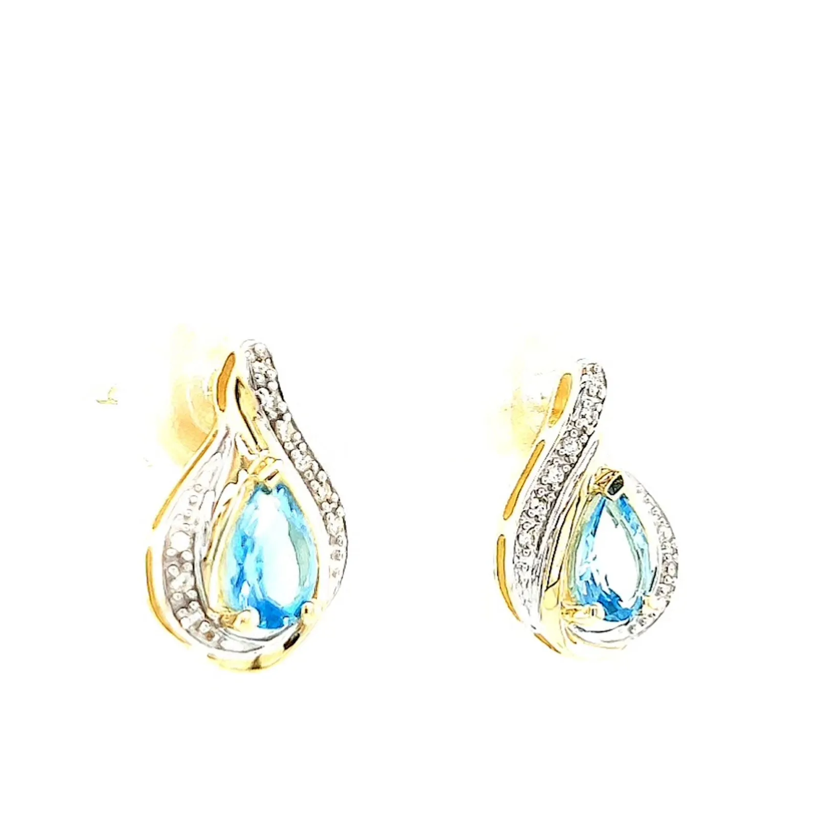 9ct Yellow Gold Pear Cut6x4 mm Blue Topaz Diamond Set Stud Earrings