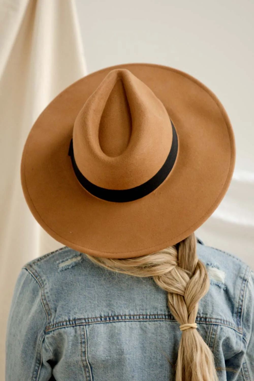 Ada Panama Hat in Camel