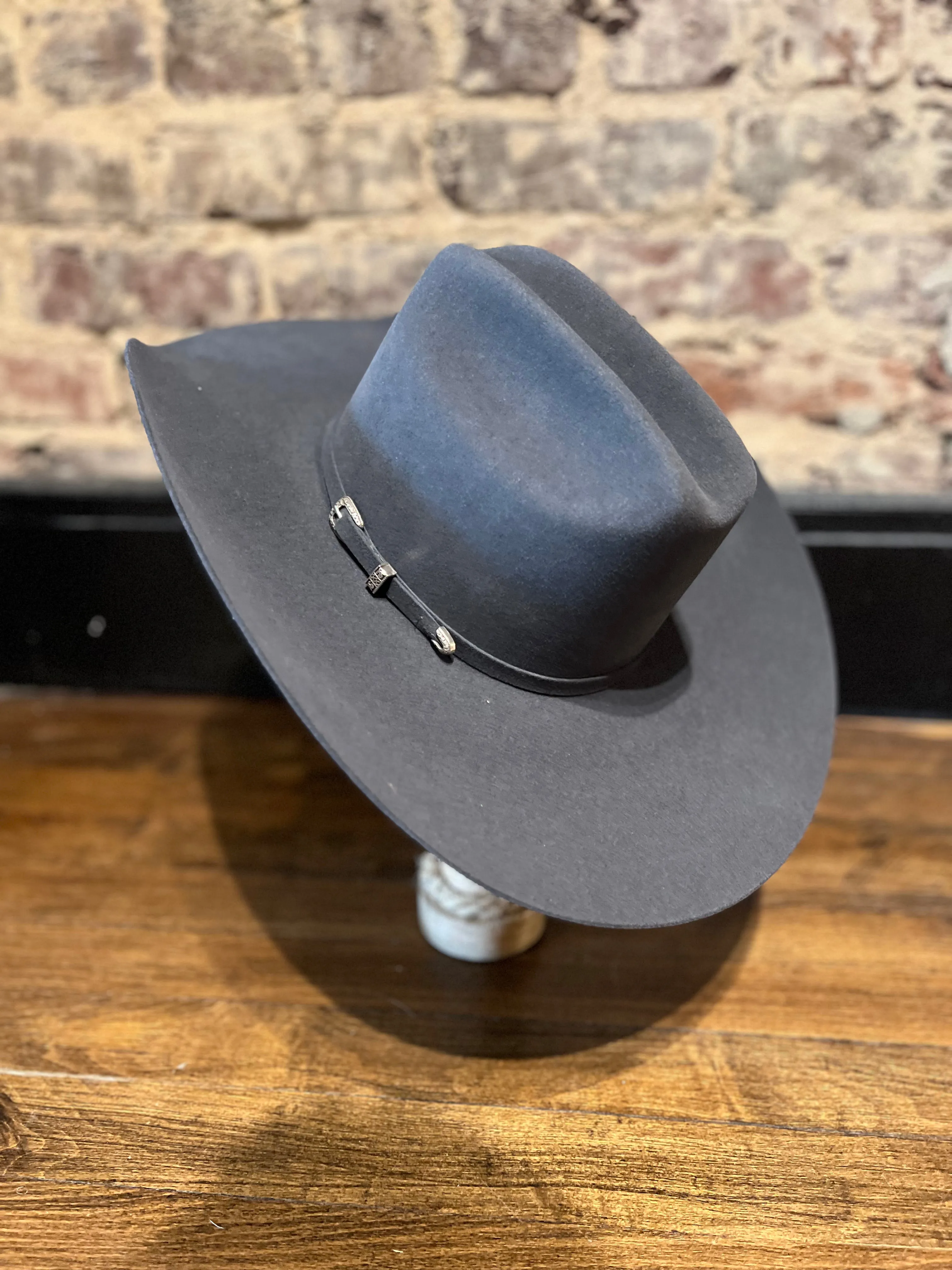 Atwood Cattleman 5X Steel Gray