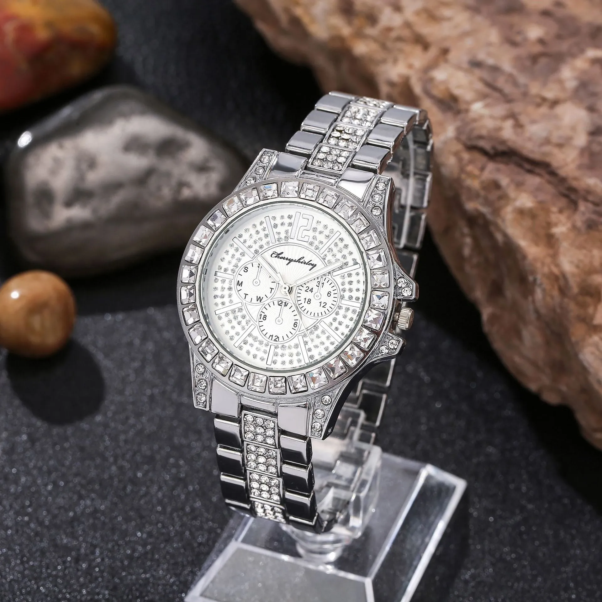 Casual Quartz Watch Female Korean Fashion Diamond Business Steel Belt Watch Trendy Ladies Watches