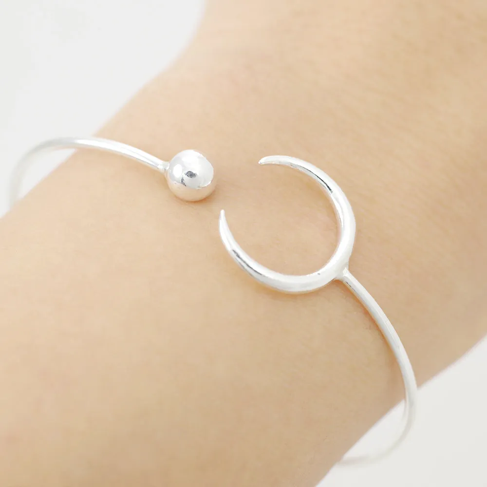 Crescent cuff Bracelet - Silver