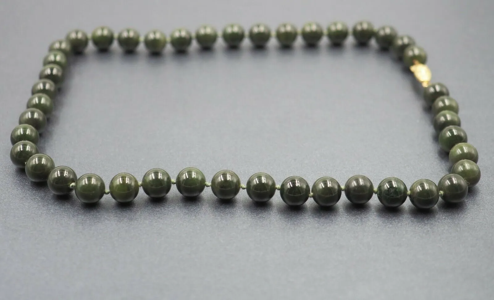 Dark Green Jade Beaded Necklace