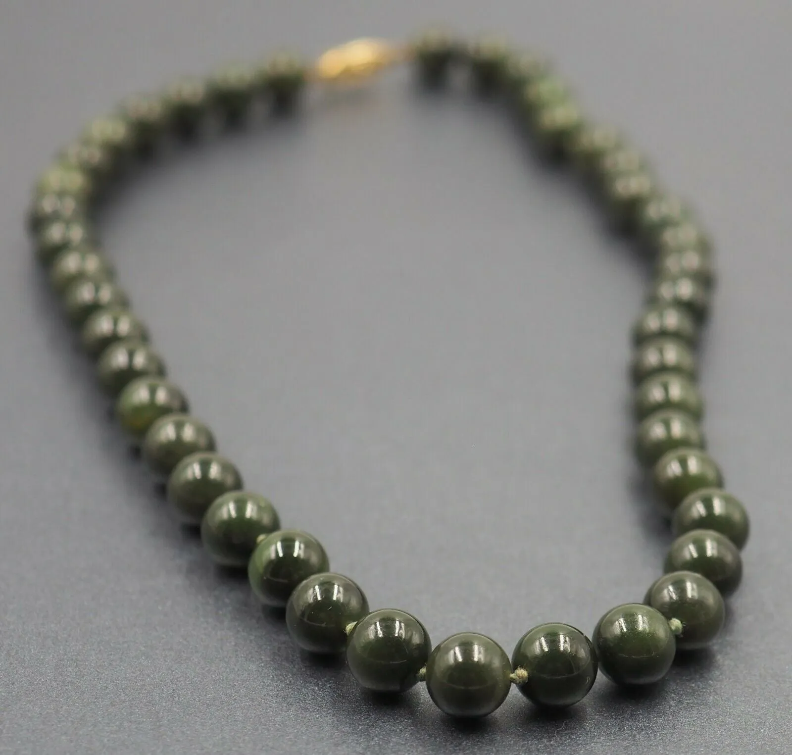 Dark Green Jade Beaded Necklace