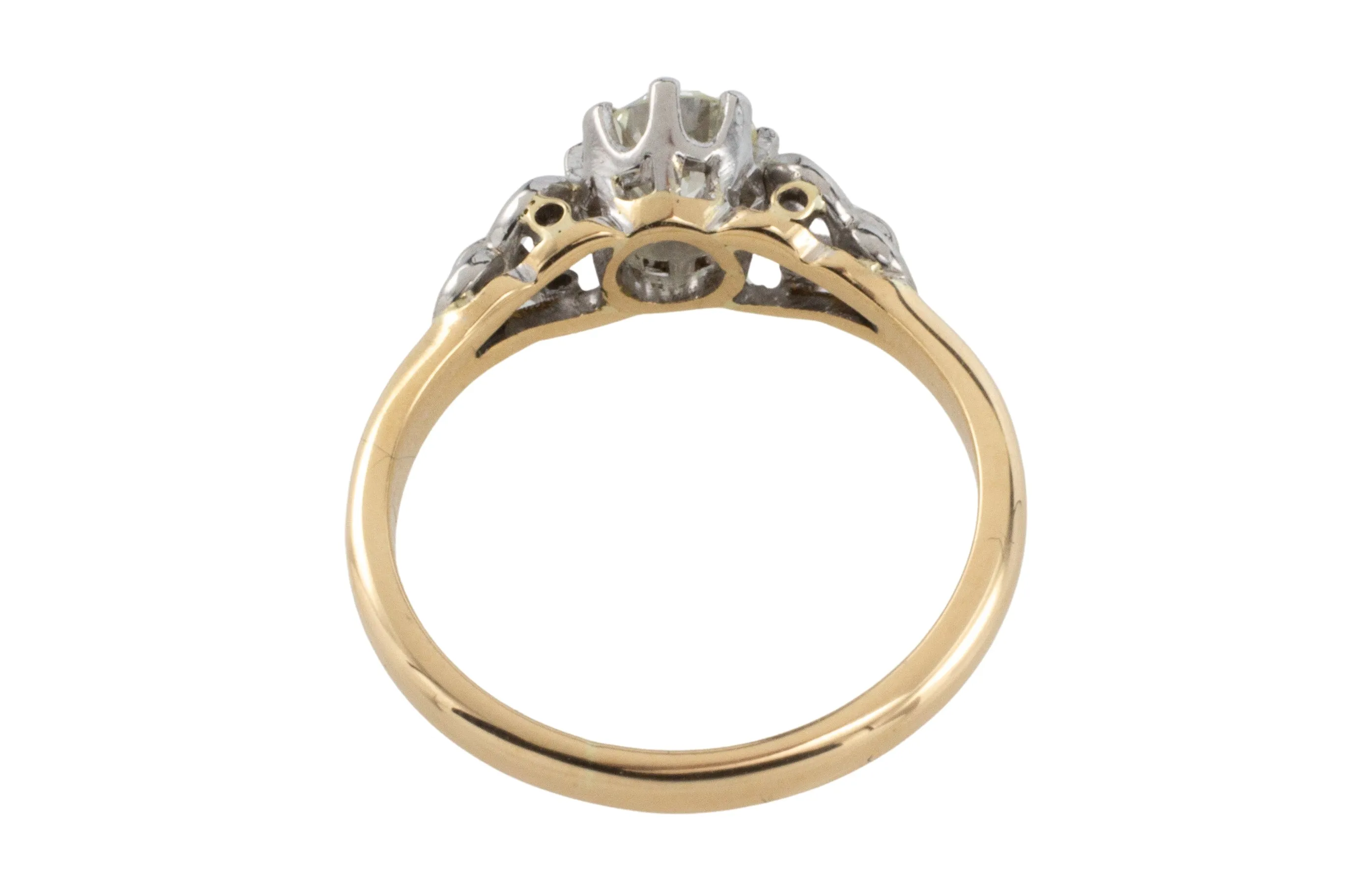 Diamond solitaire ring in platinum and gold