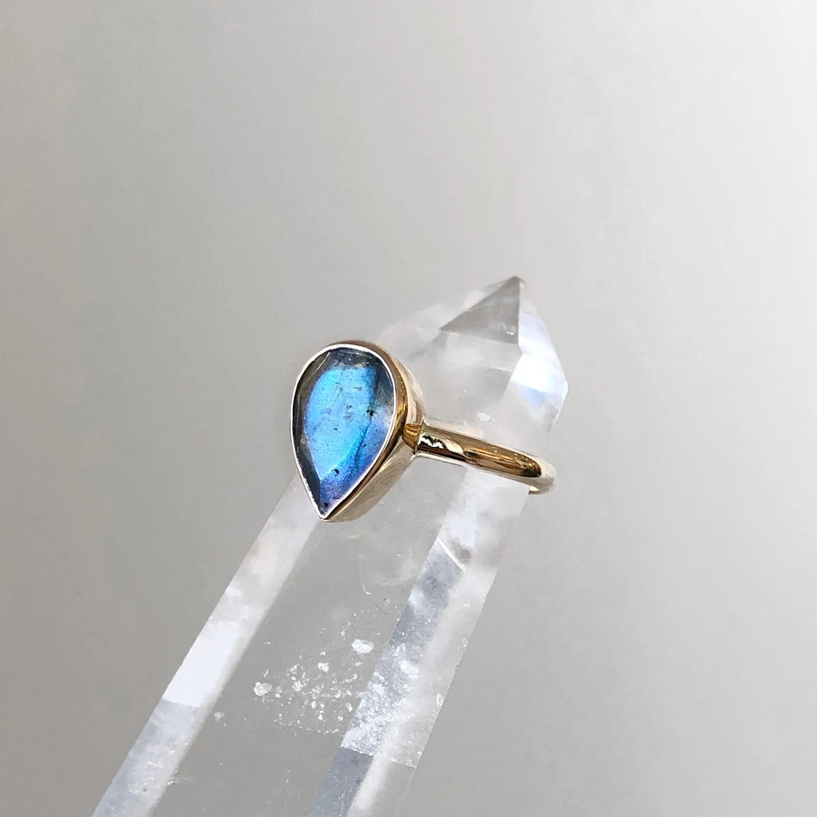 Labradorite Tear Drop 9K Yellow Gold Ring