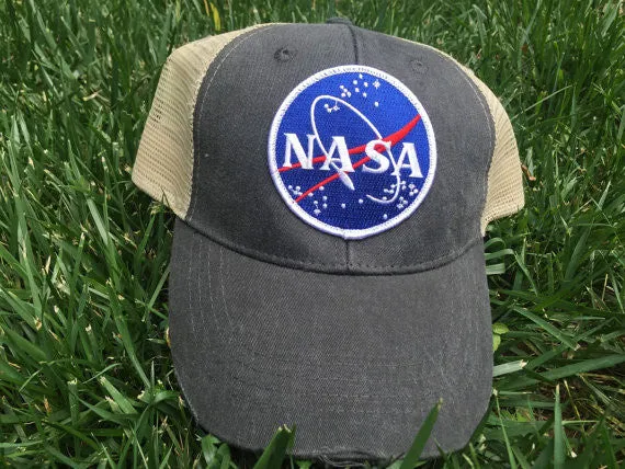 NASA LOGO MESH HAT SNAPBACK