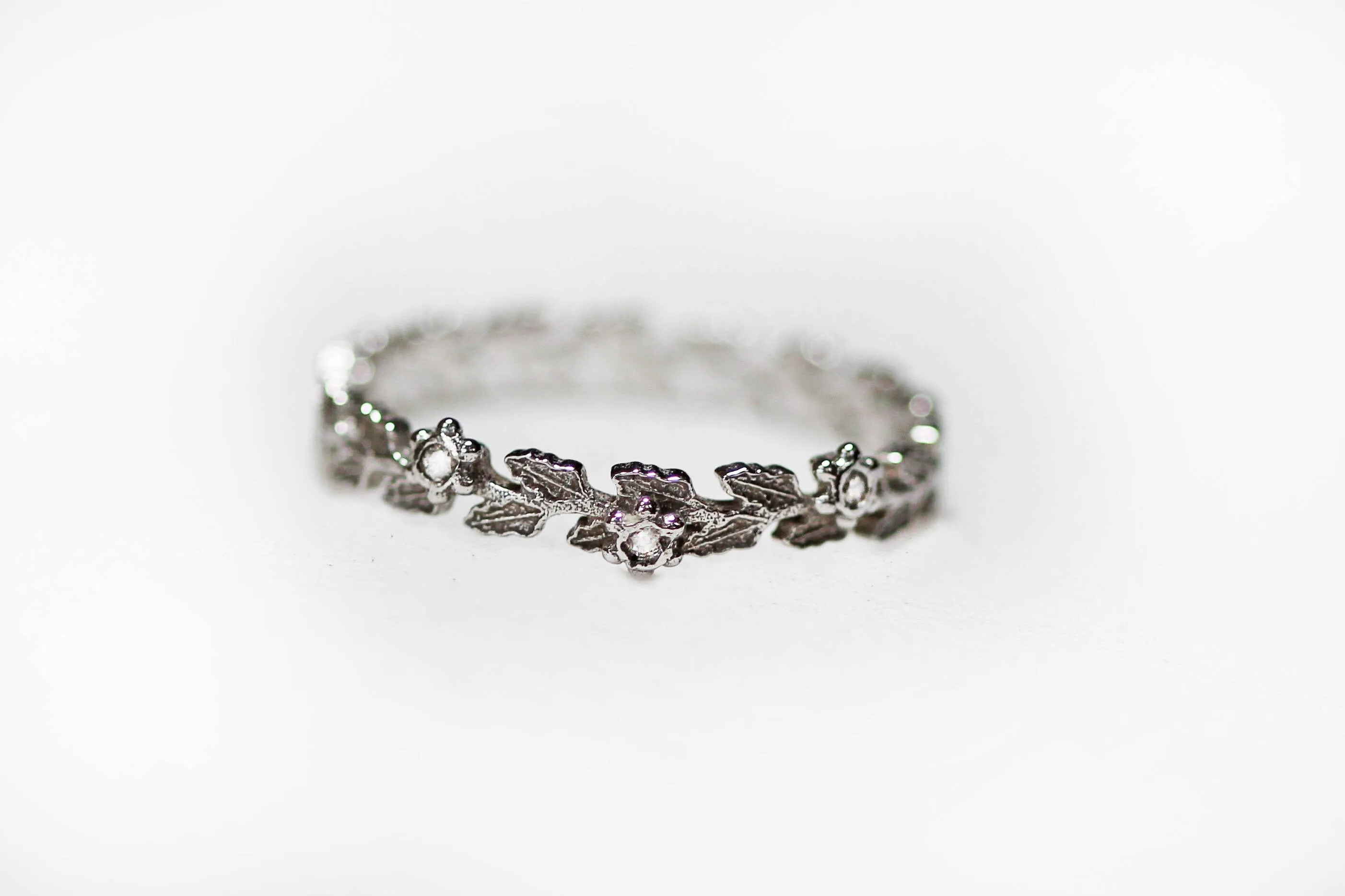 Preorder * Laurel Leaves Diamond Ring