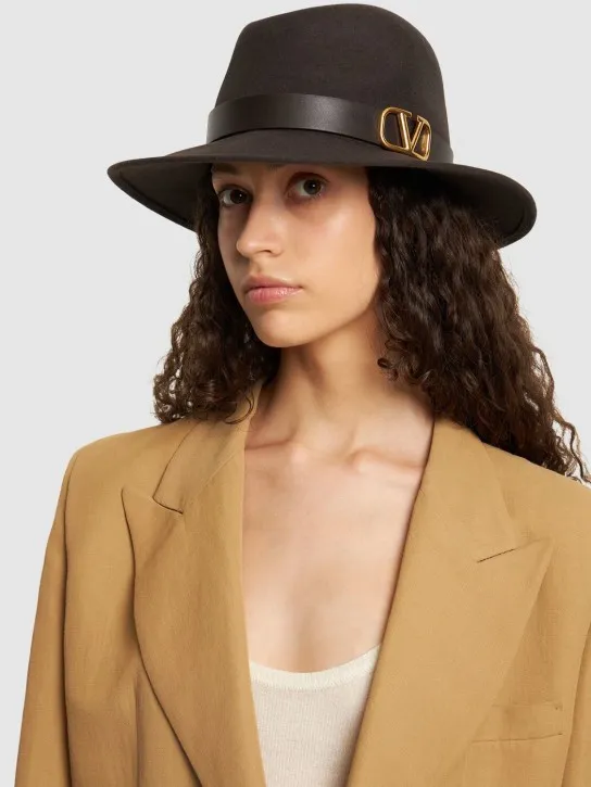 Valentino Garavani   V Logo Signature fedora hat 